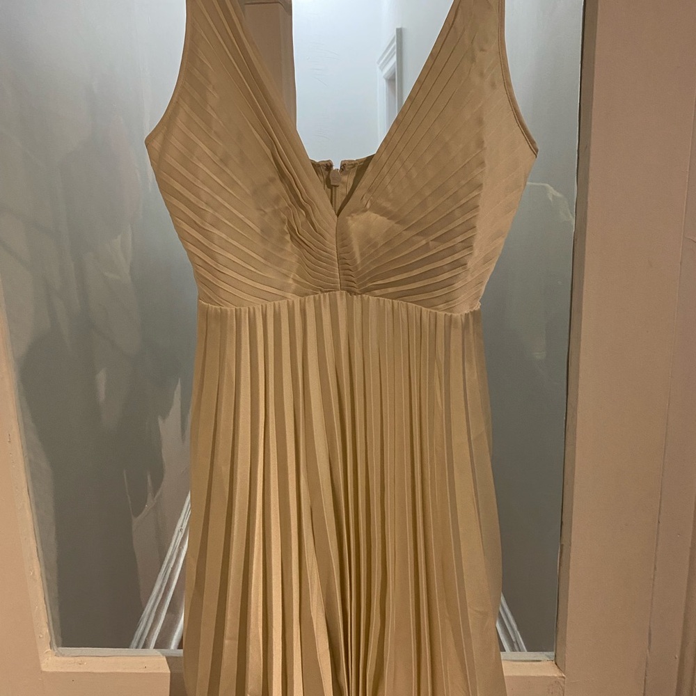 Abercrombie & Fitch Cream Pleated Dress - Picture 2 of 3